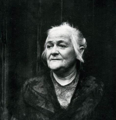 „Geburtstagskaffee in der Clara Zetkin Gedenkstätte“